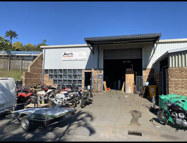 498M² FACTORY TO LET IN WESTMEAD